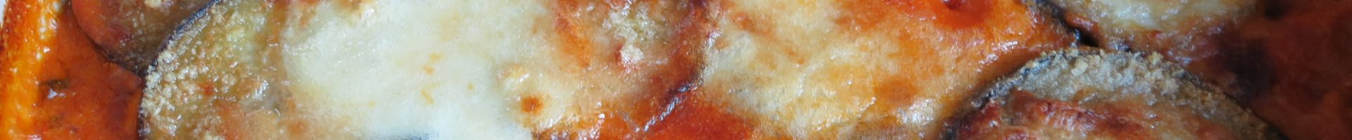 Aubergineschotel met mozzarella